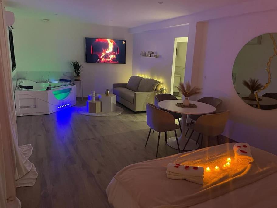 Love Room - Cocon Room - Toulon - Ollioules Exteriér fotografie